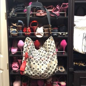 LOUIS VUITTON Monogram Cheche Bohemian Rouge